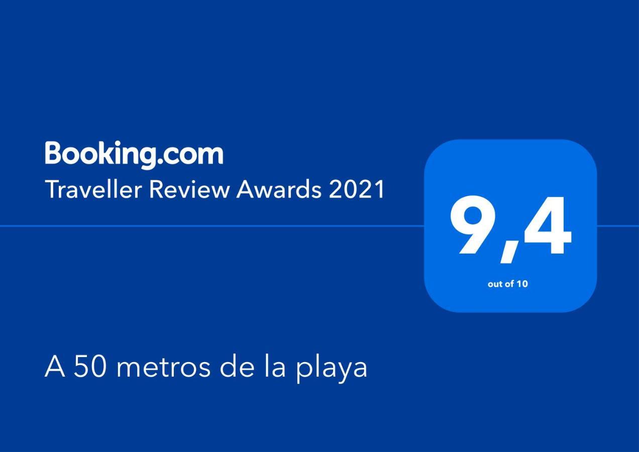 A 50 metros de la playa Cádis Exterior foto